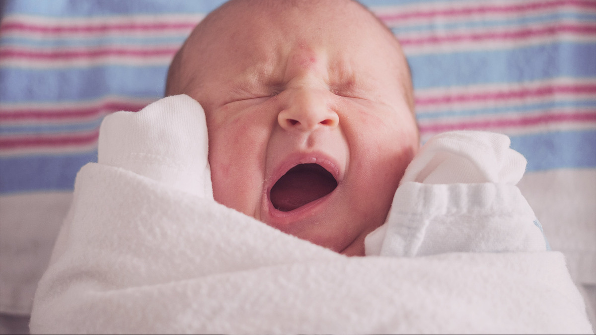 Мифы о новорожденных в первую неделю жизни